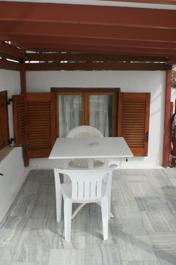 פארוס Hotel Eleftheria מראה חיצוני תמונה