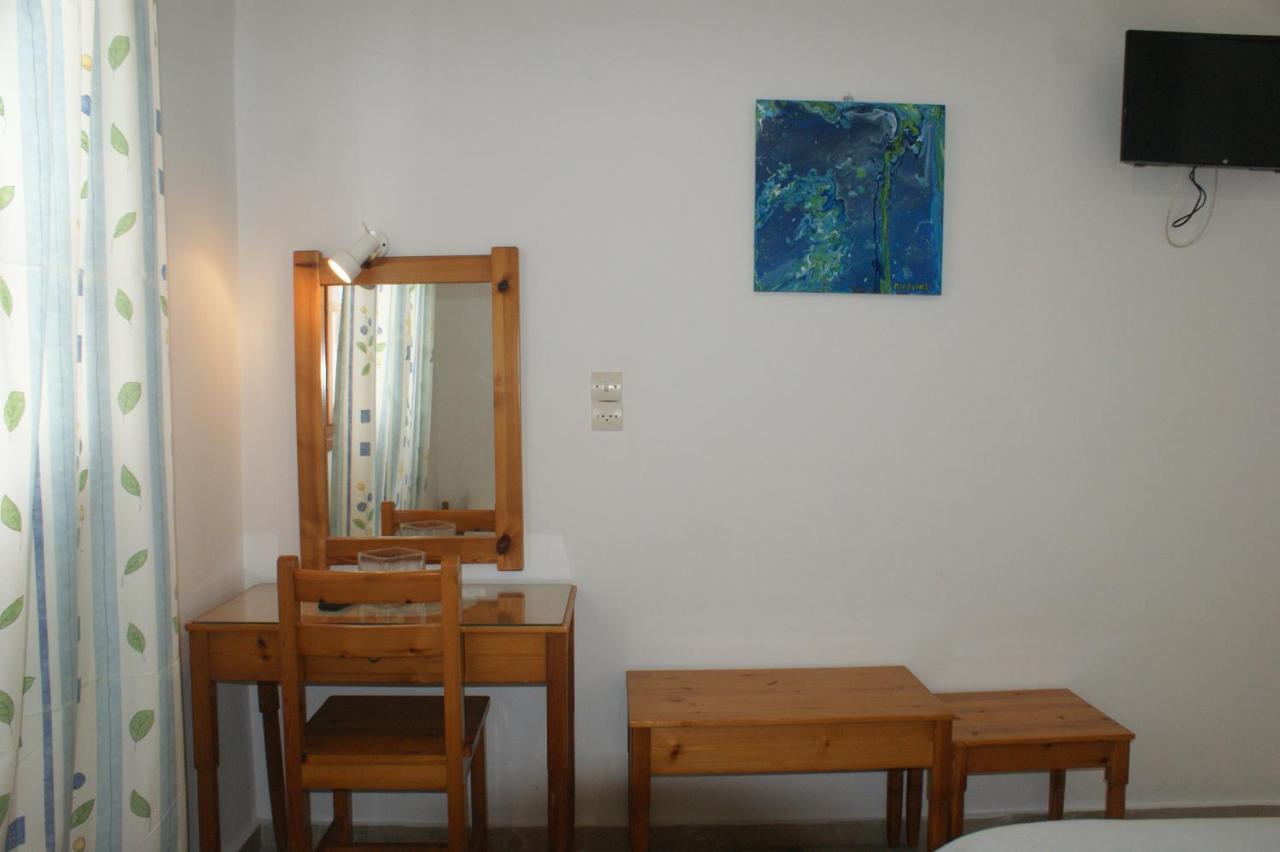 פארוס Hotel Eleftheria מראה חיצוני תמונה