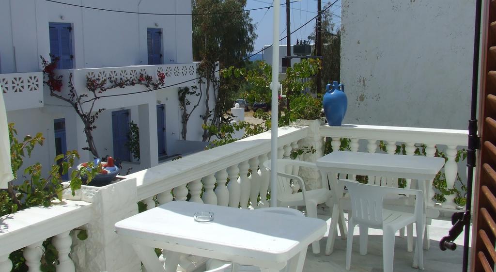פארוס Hotel Eleftheria מראה חיצוני תמונה